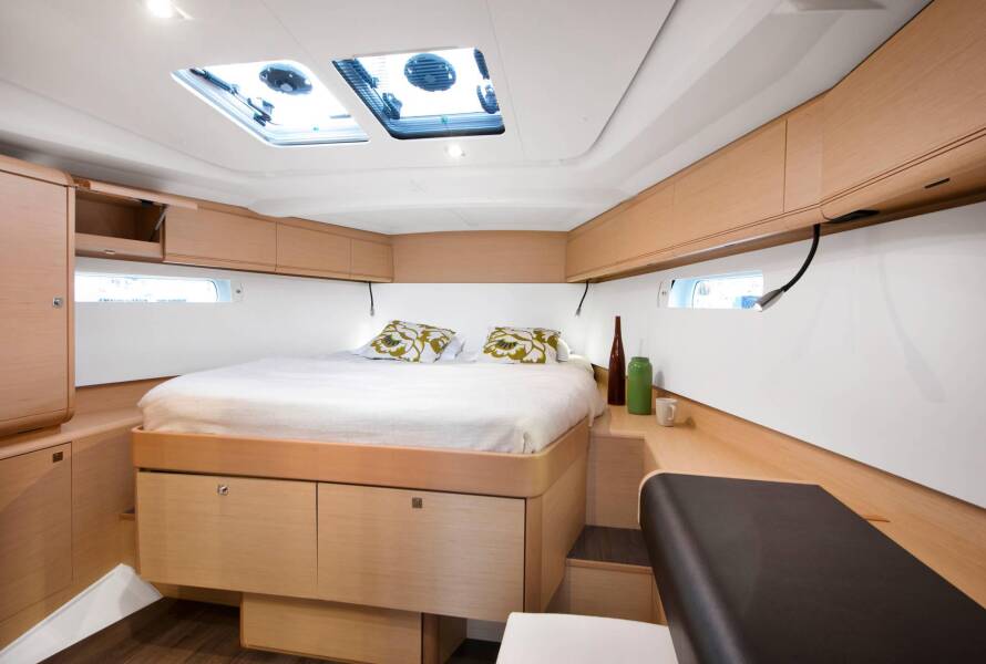 Sun Odyssey 479 Lucky Rain