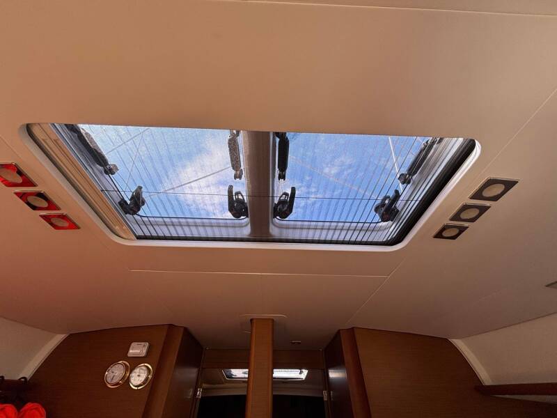 Sun Odyssey 479 Moonlight