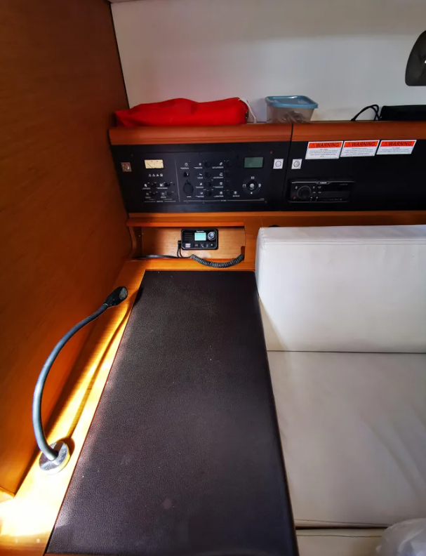 Sun Odyssey 479 Phat Dolphin