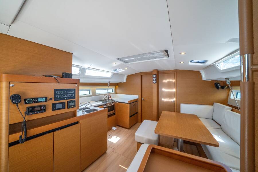 Sun Odyssey 490 Elenor