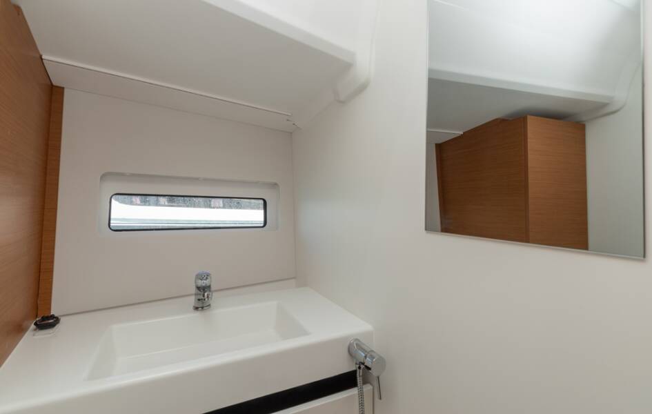 Sun Odyssey 490 Knot