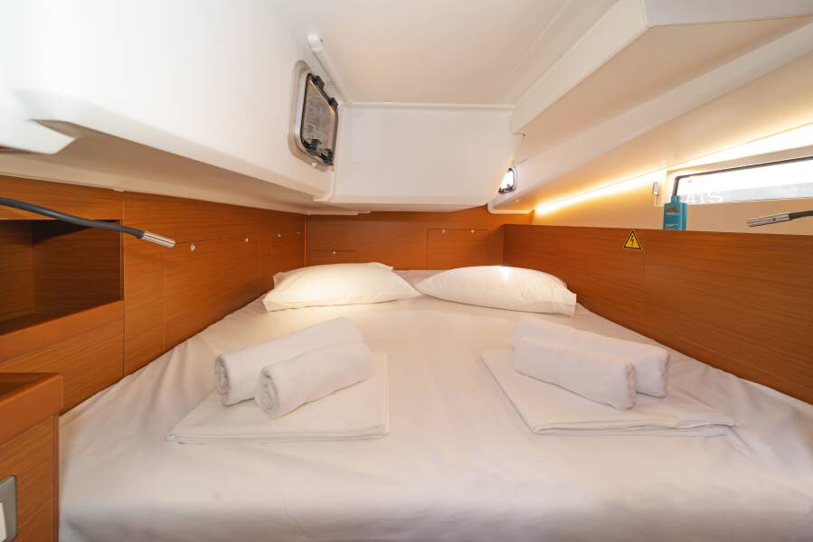 Sun Odyssey 490 First Ride