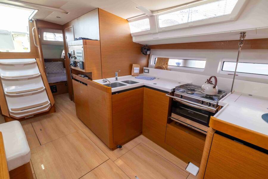 Sun Odyssey 490 Ela