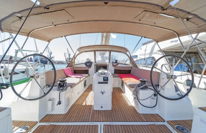 Sun Odyssey 490 Bellatrix