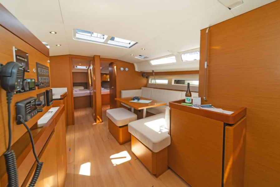 Sun Odyssey 490 Bellatrix