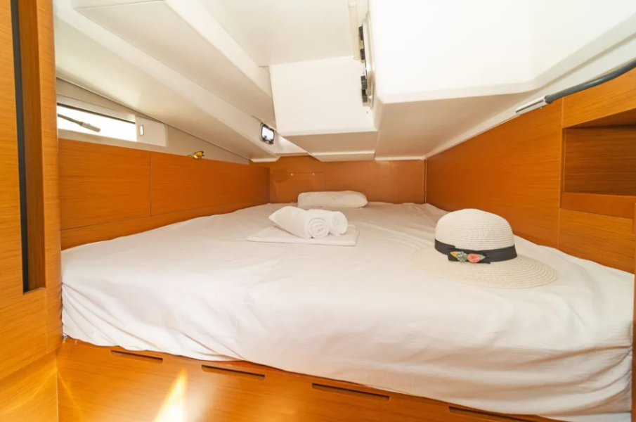 Sun Odyssey 490 Bellatrix