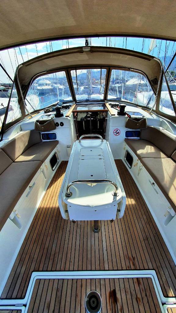 Sun Odyssey 519 Unique I