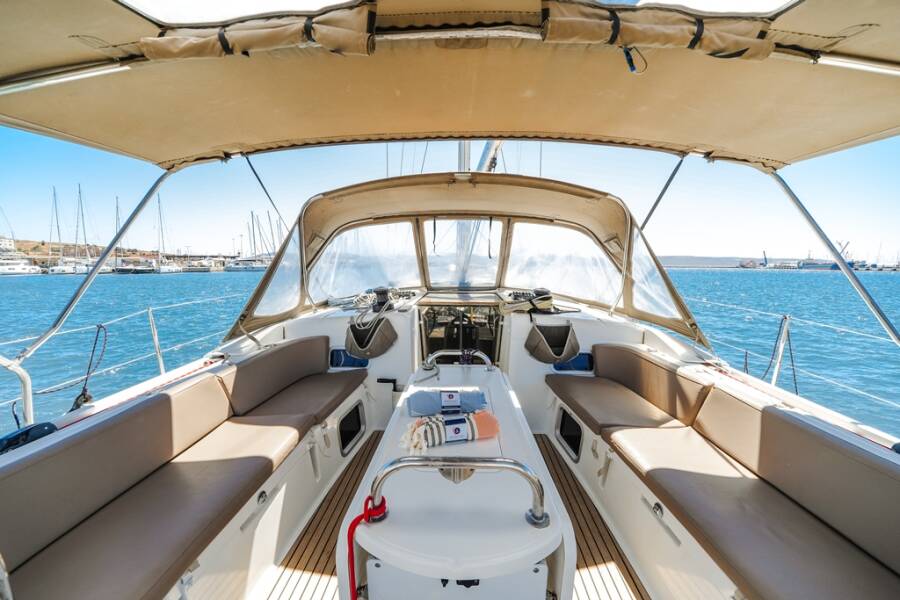 Sun Odyssey 519 Maistros