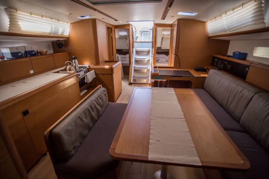 Sun Odyssey 519 Freya