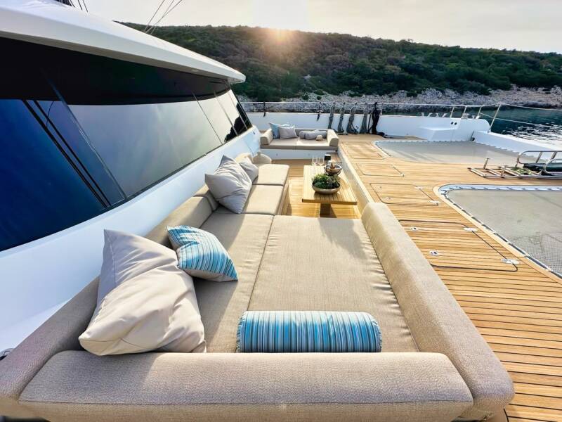 Sunreef 80 Honeybird