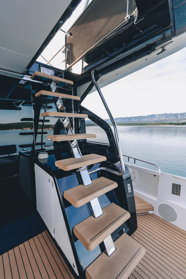 Sunseeker 65 Sport Yacht K2