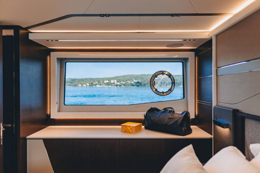 Sunseeker 65 Sport Yacht K2