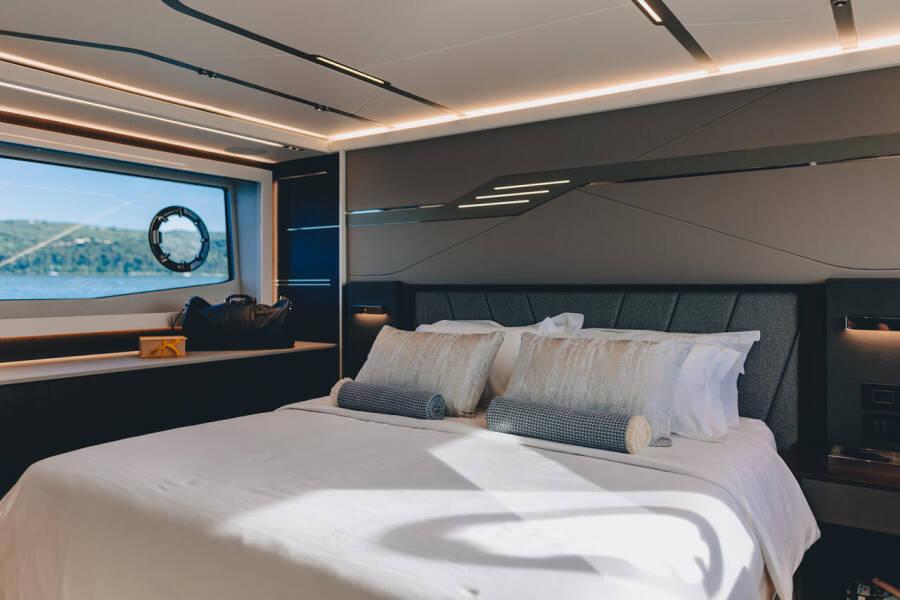 Sunseeker 65 Sport Yacht K2