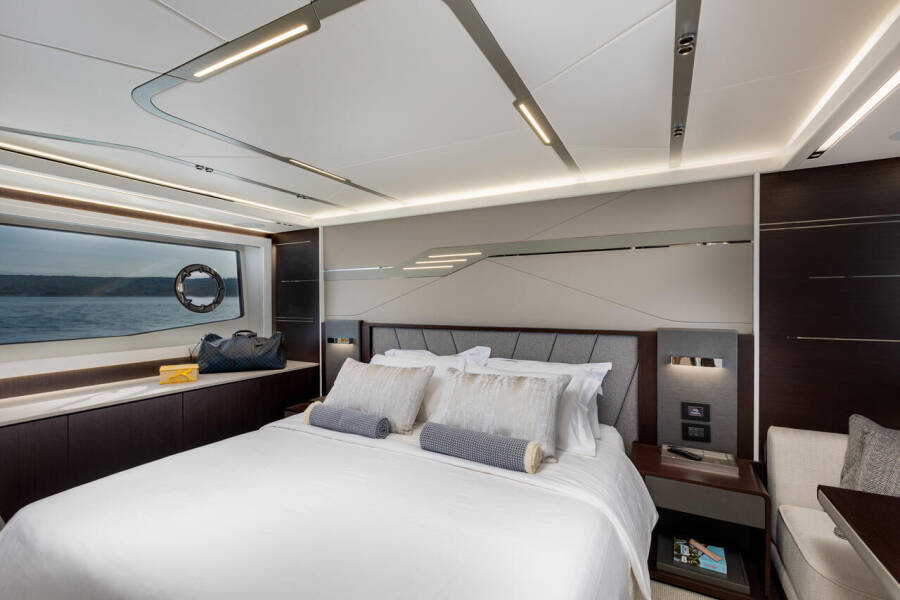 Sunseeker 65 Sport Yacht X2