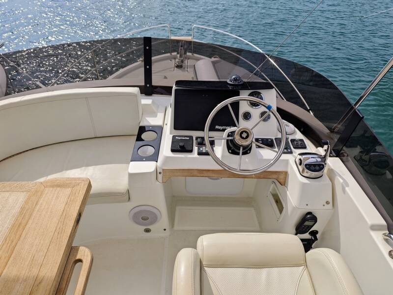 Swift Trawler 35 Kayci