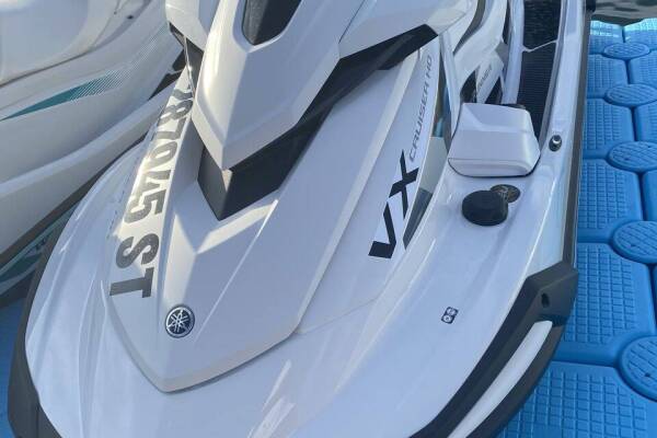 Yamaha VX Cruiser HO Hades